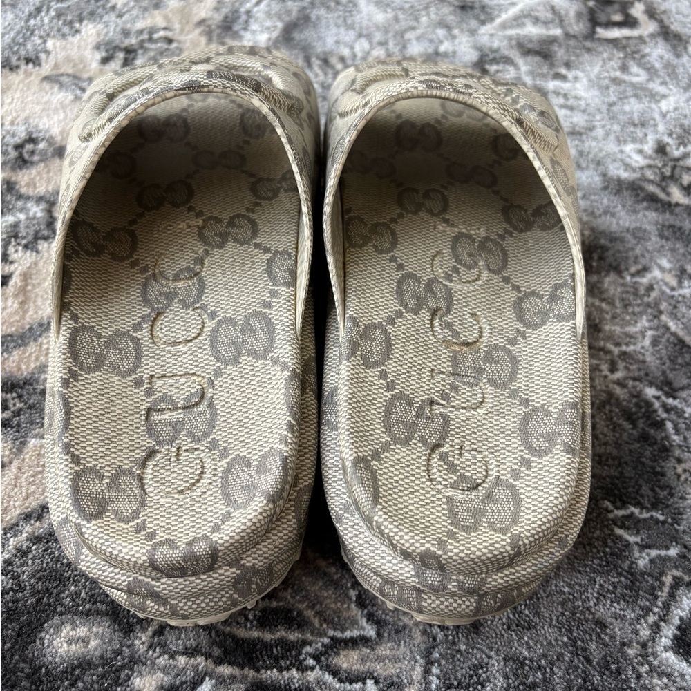 Gucci Tan Monogram Canvas Slide Sandals - Picture 5 of 6